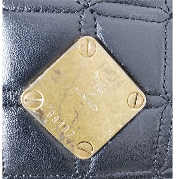 MCM ROUND QUILTED TASSEL CROSSBODY BAG - Picture 4 of 9